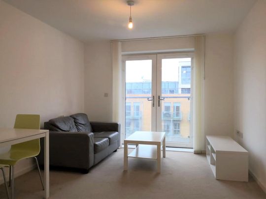 1 bedroom flat to rent - Photo 1