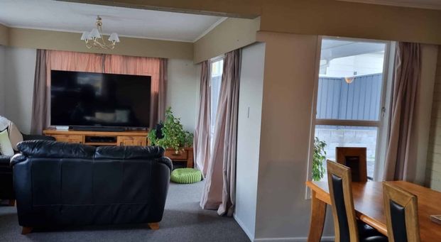 For Rent – 3 Bedroom Home in Wainuiomata - Photo 1