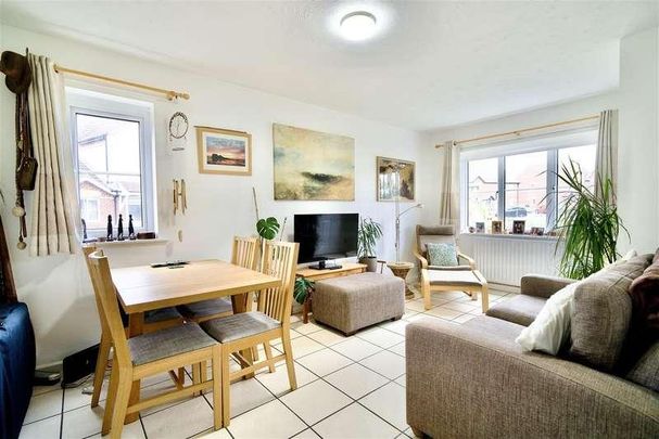 Douglas Road, Weymouth, DT4 - Photo 1