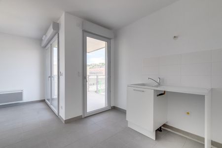 location Appartement T3 DE 57.19m² À NICE - Photo 5