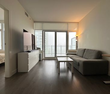 1 Bed Apt. In The Heart Of Metrotown/ Udgr. Parking & Storage Locke... - Photo 2