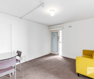 Charming One-Bedroom Unit in a Prime Location - Photo 6