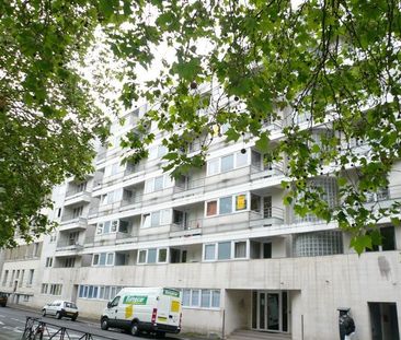 Studio Centre ville – - Photo 5