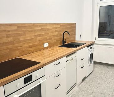 Möblierte 2 Zimmer Altbauwohnung nahe Antonplatz - Photo 1