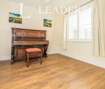 4 bedroom house to rent - Photo 4