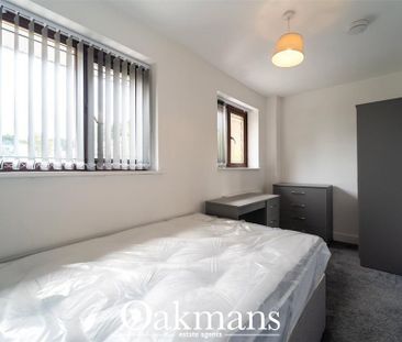 5 bedroom house to rent - Photo 2