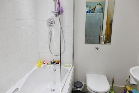 39 Manor House, Longstone Street, Lisburn, BT28 1ER - Photo 2