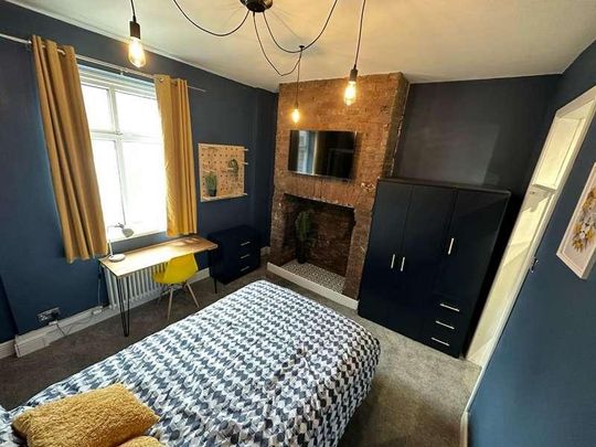 Seymour Street, Radcliffe, M26 - Photo 1