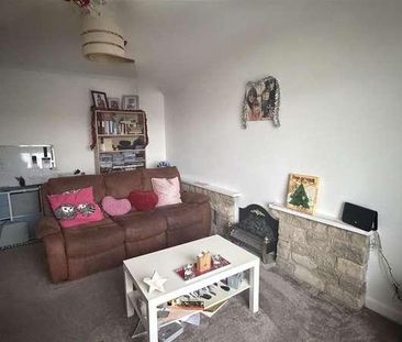 Coppice Avenue, Ferndown, BH22 - Photo 2