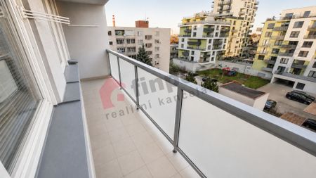 Pronájem bytu 2+1 57 m², Rokycanova 2583, Pardubice - Фото 4