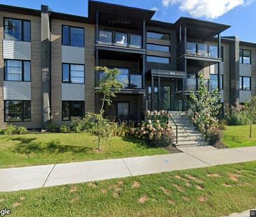 2 CH - 1 SDB - Sherbrooke - $1,550 /mo - Photo 1