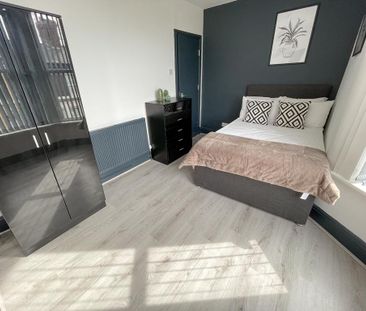 5 bedroom house to rent - Photo 3