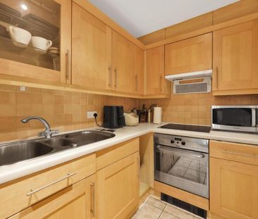 2 bedroom apartment to rent - Photo 4