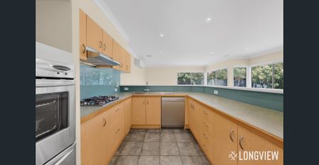 A family friendly place to call home - Photo 4