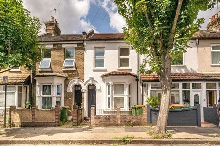 Holbrook Road, Stratford, E15 - Photo 2