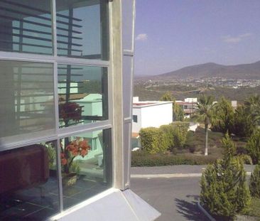 RENTA CASA CON ALBERCA Y VISTA PANORAMICA DE JURIQUILLA - Photo 2