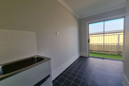 13 Basker Street, - Photo 2