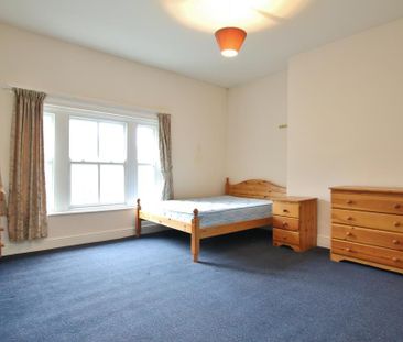 6 bedroom apartment to rent - Photo 2