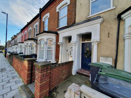 Lordship Lane, London N17 - Photo 3