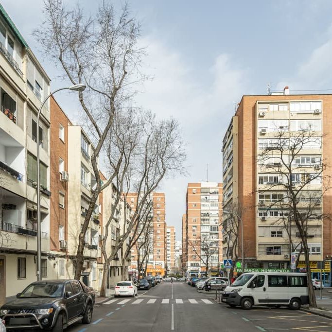 Calle de Sarria, Madrid, Community of Madrid 28029 - Photo 1