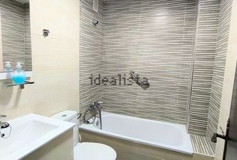 Alquiler de piso en Calle Pintor Zuloaga, 27