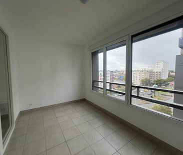 Location Appartement 3 pièces 65m² REZE 44400 - Photo 1