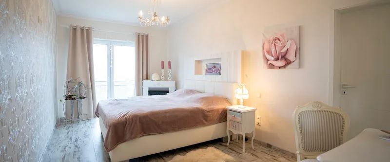 Neuwertig - Top Ausstattung. Ein Haus zum Verlieben. - Foto 1