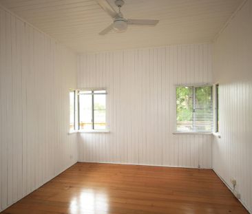 QUIET BEECHER LIVING 3 BEDROOM HOME ON JEFFRIS RD - Photo 3