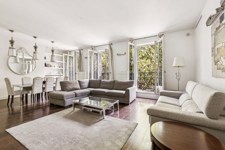 Location Appartement 6 pièces Meublé 165m² PARIS 8ème - Photo 2