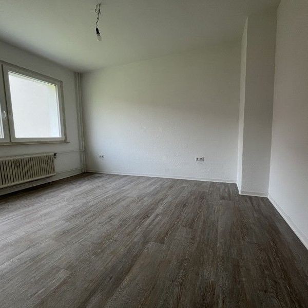 Entdecken Sie Ihr neues Zuhause: Sanierte 3-Zimmer-Wohnung - Photo 1