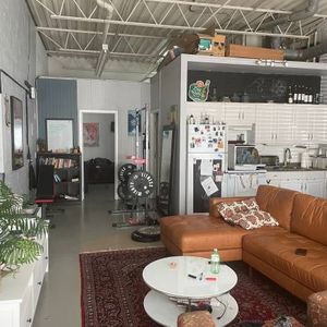 Cool Authentic Leslieville Loft for Rent - Photo 2