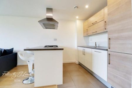 1 bedroom flat to rent - Photo 2