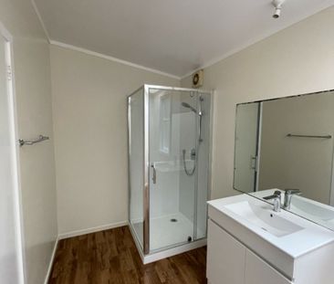 Two Bedroom place located in Otahuhu - Photo 6