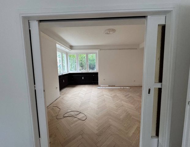 Wohnung im Erdgeschoss mit Südbalkon in der Weststadt - Foto 1