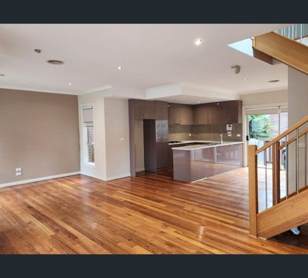 3/133 Augustine Terrace, Glenroy, Vic 3046 - Photo 4