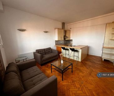 1 bedroom flat to rent - Photo 3