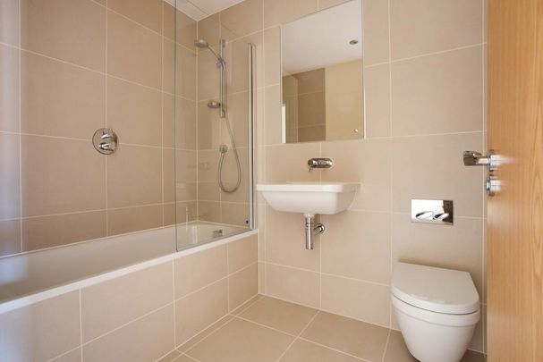 4 bedroom townhouse to rent - Photo 1