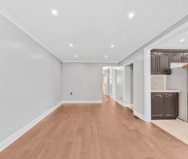 For Lease - 228 Penn Avenue Unit# Main, Newmarket, Ontario - Photo 4