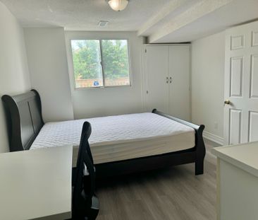 For Lease - 8 Queensgate Court Unit# One Bedroom In Basement, Markh... - Photo 2