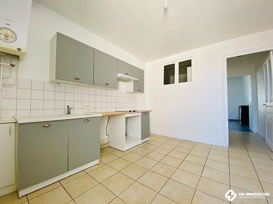 Location Appartement 2 pièces 45m² ROANNE 42300 - Photo 1