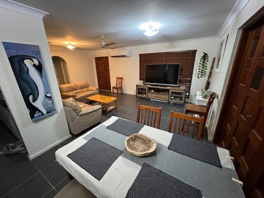 Thuringowa Central - Photo 1