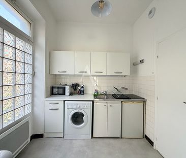 Location Appartement 1 pièce 24m² - Photo 3
