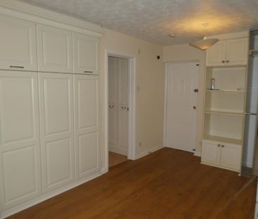 Studio to rent - Photo 5