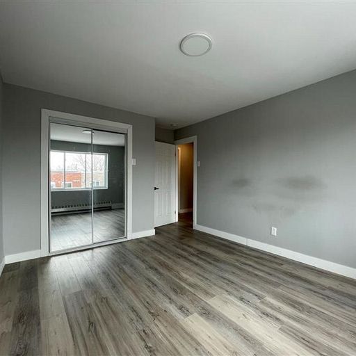 CESSION DE BAIL – 4 1/2 à Côte-des-Neige - Photo 1
