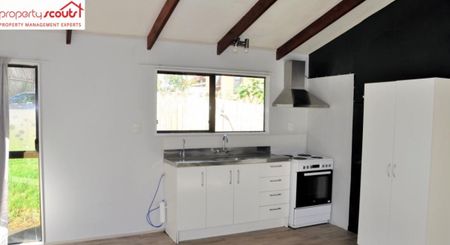 Great Location 3 bed Family home - Photo 4