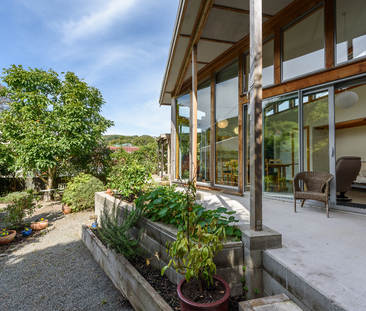 8 Awarua Street, Ngaio - Photo 1