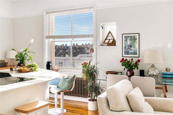 3 bedroom maisonette to rent - Photo 1