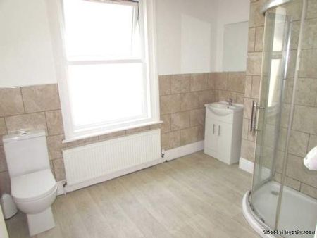 1 bedroom property to rent in Exmouth - Photo 5