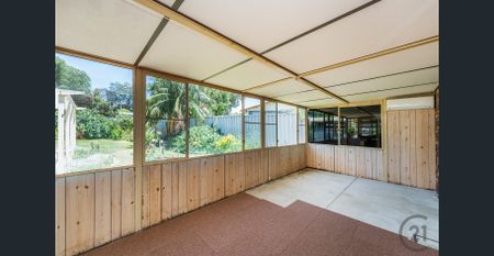 3 Bedroom Beachside Home - Photo 5