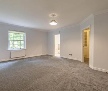 3 bedroom end of terrace house to rent - Photo 4